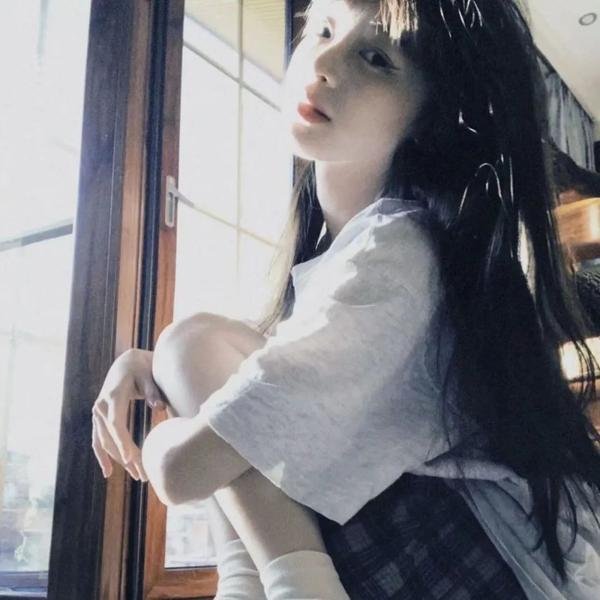 妙在大门后